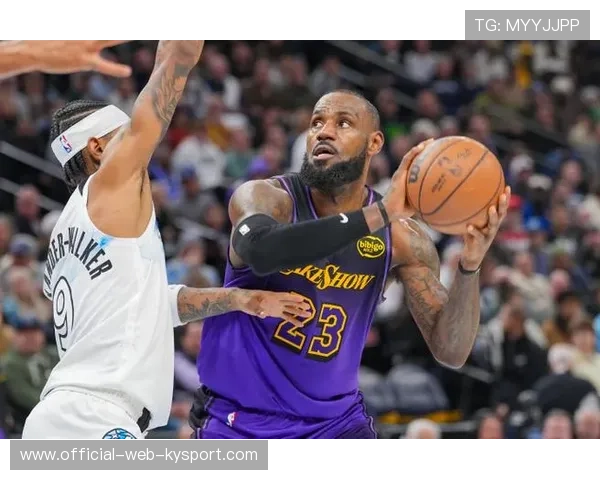 湖人队名宿助阵，球队士气大增，湖人队球员